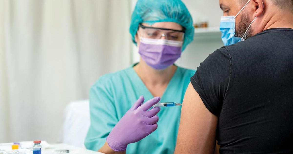 OSHA's Vaccine and Testing Guidance: Your Top 5 Questions Answered